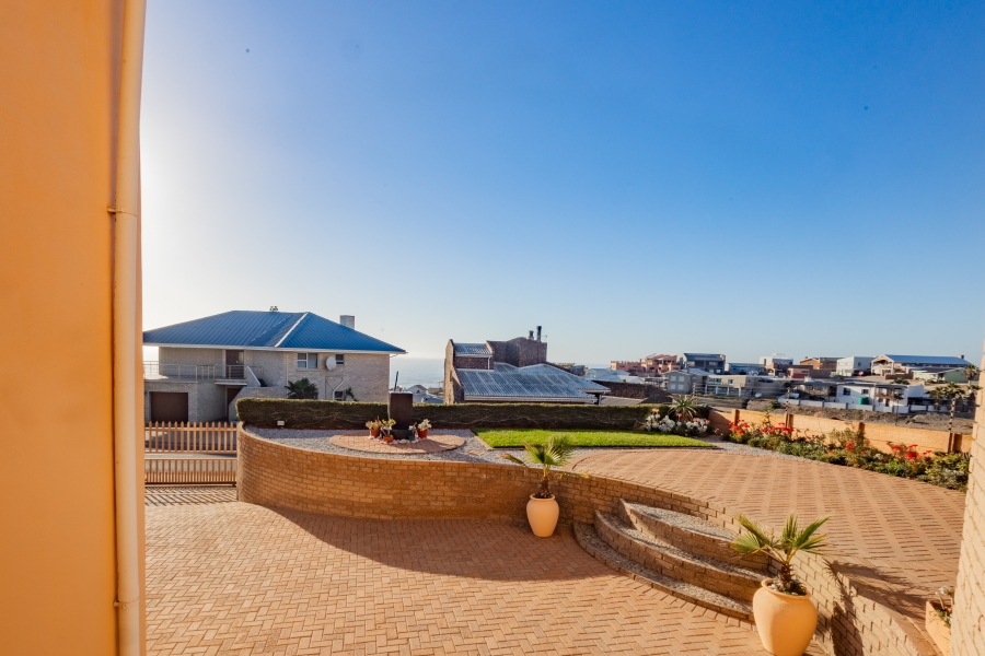 3 Bedroom Property for Sale in Louis Rood Western Cape